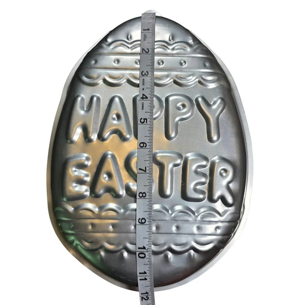 Vintage Wilton 1983 Happy Easter Egg and Bunny Rabbit Aluminum Cake Pan Set 2pc